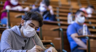 ÖSYM duyurdu! YKS Yükseköğretim Programları ve Kontenjanları Kılavuzu yayımlandı