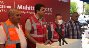 Demokrat Parti Genel Başkanı Gültekin Uysal ve Demokrat Parti Heyeti Antalya'da Yangın Bölgesinde