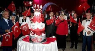 İzmir'de coşkulu 30 Ağustos Zafer Bayramı resepsiyonu 