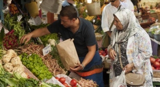 Tüketici güven endeksi 71,1'e geriledi