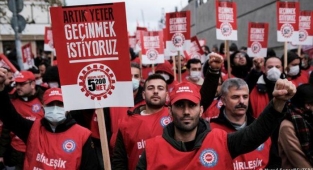 Asgari ücret 4 bin 250 TL oldu