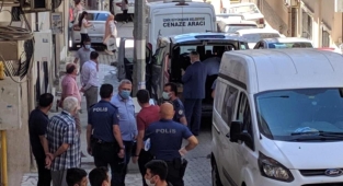 Uyuşturucu bağımlısı kızını öldürdüğü iddia edilen anne: