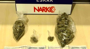 Çeşme'de uyuşturucu satışına suçüstü