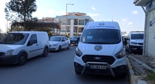 İzmir'de korkunç olay: Önce karısını boğarak öldürdü sonra intihar etti