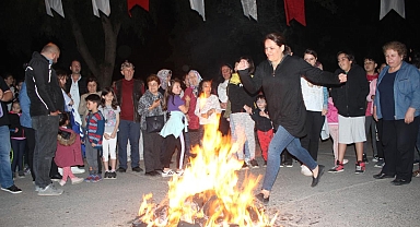 İzmir'de Roman vatandaşların Hıdırellez coşkusu