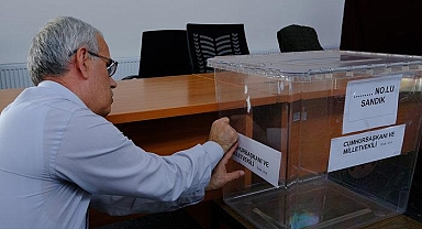 Cumhurbaşkanlığı ve milletvekilleri genel seçimleri için yurt dışında oy verme işlemi başladı