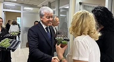 Çiğli Belediye Başkan Adayı Murat Gökçekaya Belediyeyi ziyaret etti