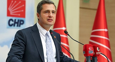 Deniz Yücel'den AKP politikalarına tepki